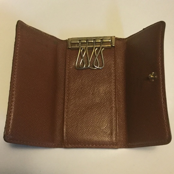 Auth Louis Vuitton Monogram Keyholder - Picture 4 of 8